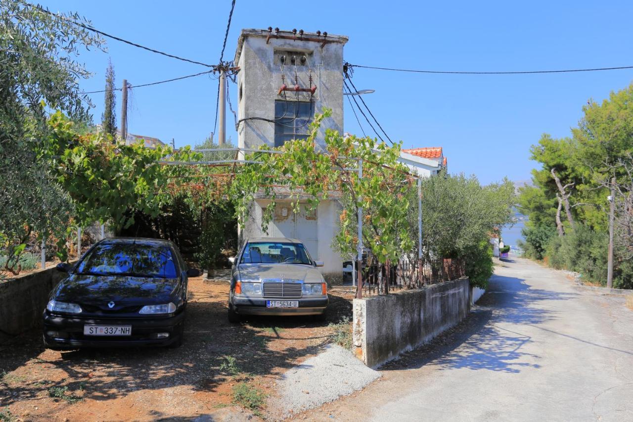 Apartments By The Sea Arbanija, Ciovo - 4320 Trogir Exterior foto